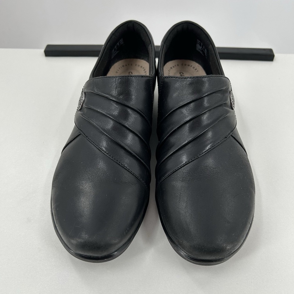 Clarks Collection Black Leather Slip On loafers Womens Size 8 Comfort Flats Work